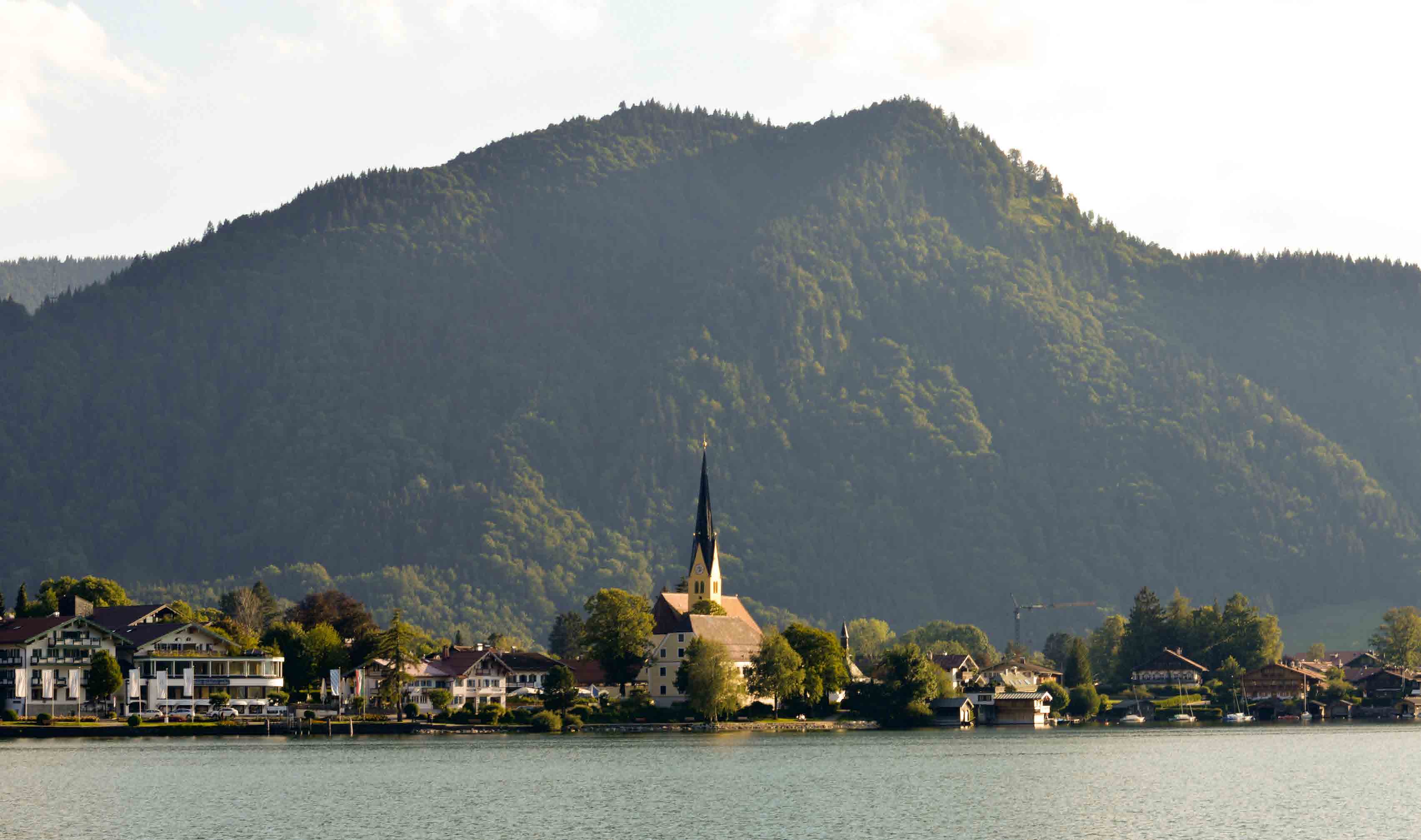 Tegernsee mit Blick auf das Tal